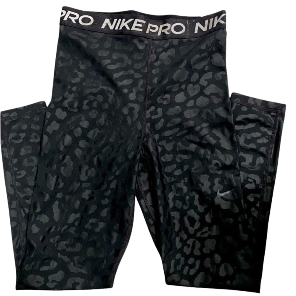 Nike pro leopard leggings🖤